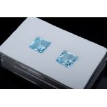 Paar Topase "Light blue" im Carreeschliff (zus. ca. 8.5ct, 9x9mm), behandelt