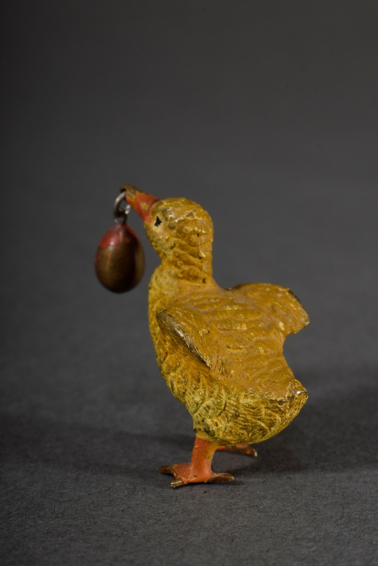 Viennese bronze "Chick with egg", colourfully painted, h. 3cm, slightly bumped and bent - Image 3 of 4