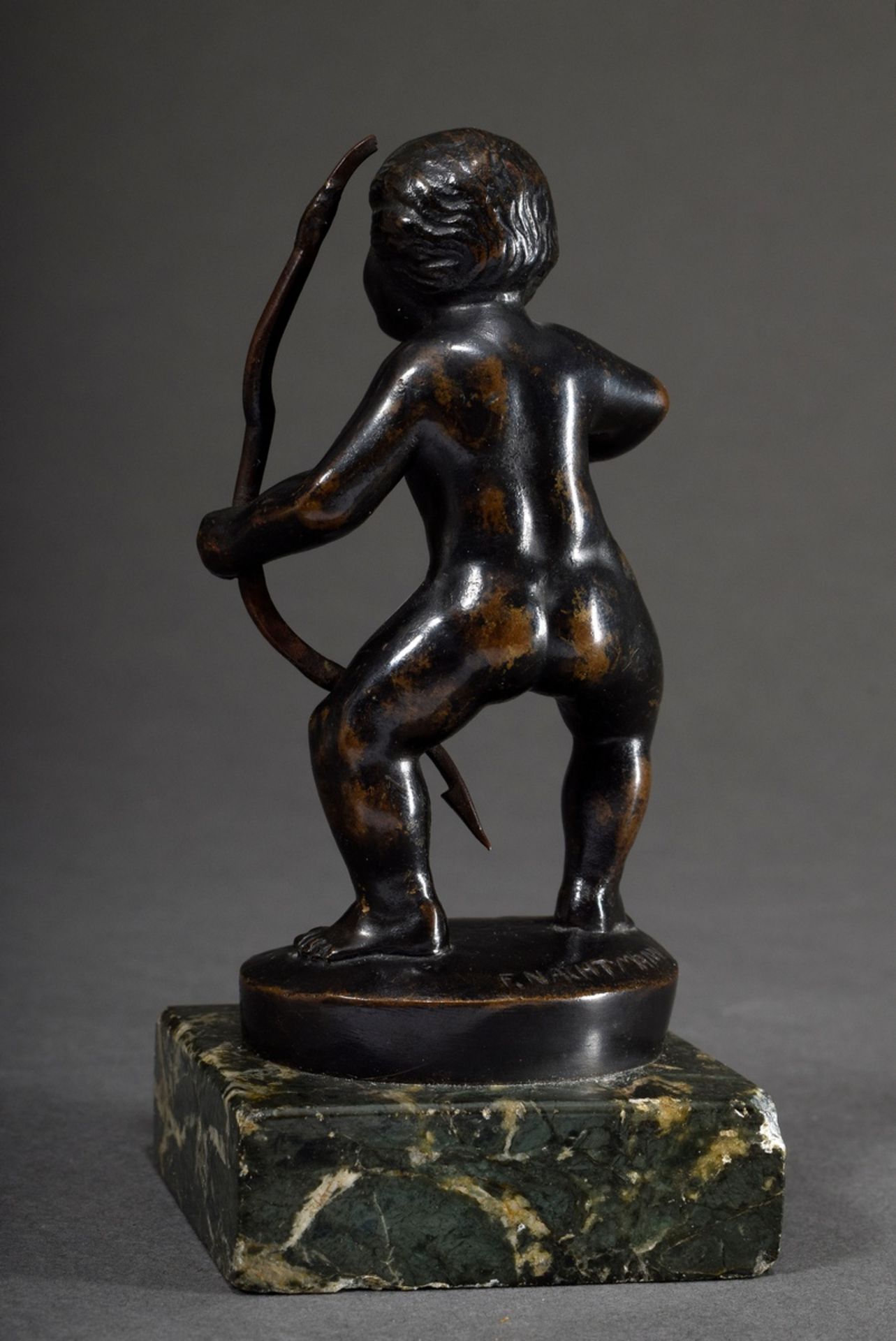 Nachtmann, Franz (1883-1942) "Cupid with bow", bronze, plinth signed, on stone base, h. 10/12cm, sl - Image 3 of 5