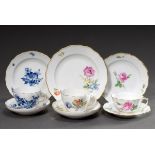 3 Diverse Meissen Gedecke in verschiedenen Dekoren "Deutsche Blume", "Blaue Blume" und "Rote Rose"