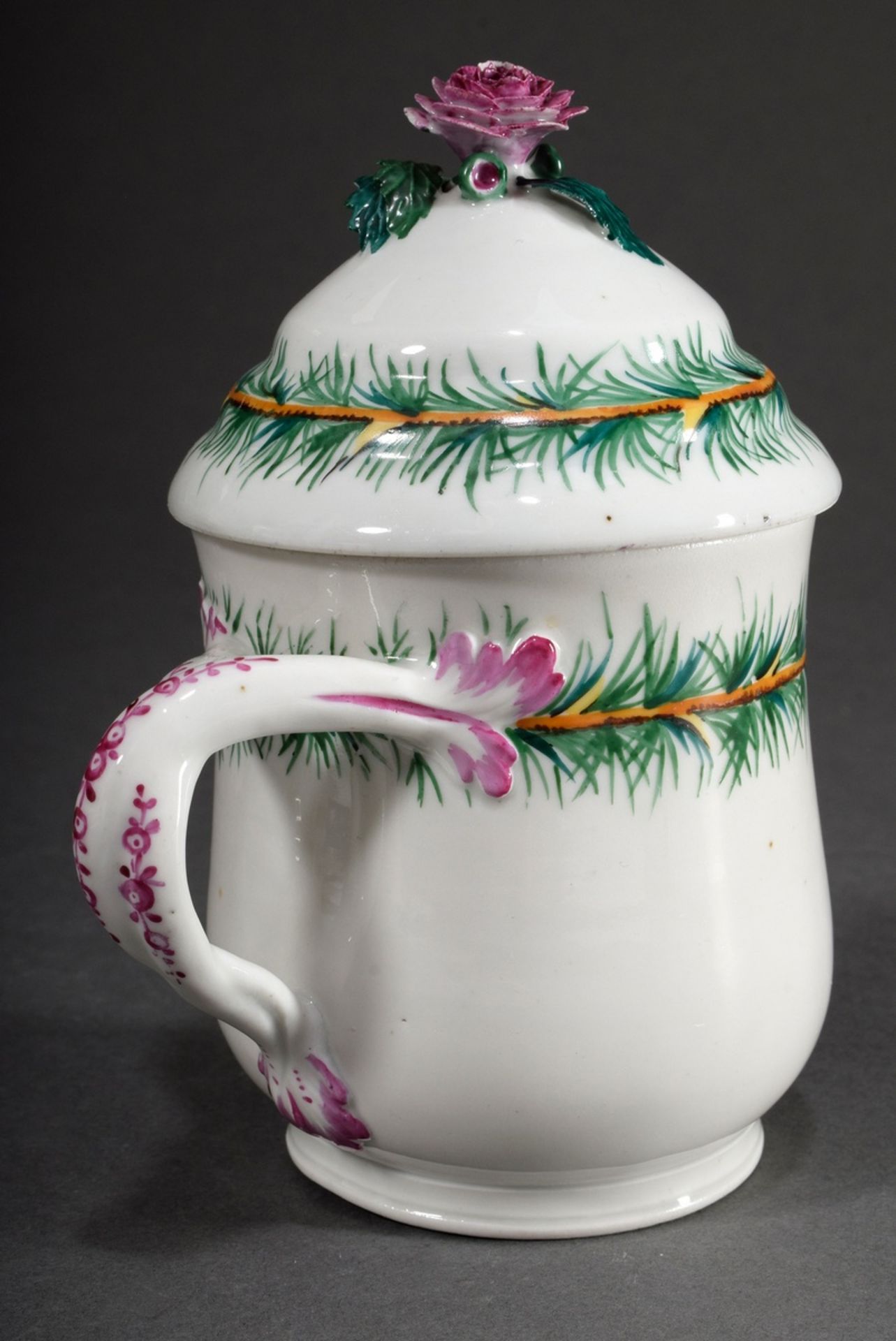 Meissen lidded cup with polychrome painting "fir green" and plastic rose finial, probably house pai - Image 2 of 5