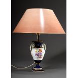 Meissen Amphore „Feldblume“ auf Kobaltfond mit Goldrand, als Lampe montiert, H. 58cm