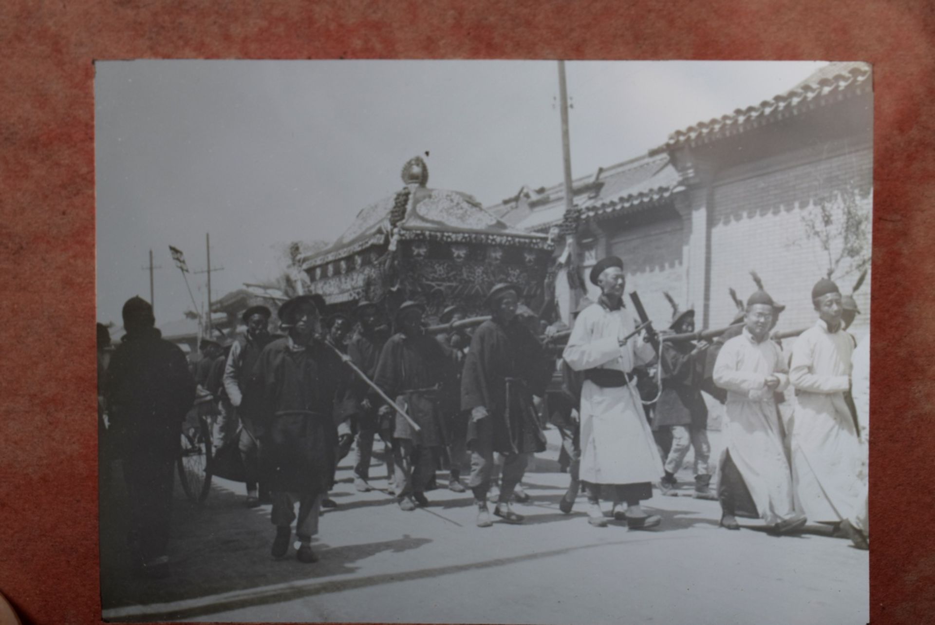 5 Various wooden boxes with approx. 274 glass slides, historical photographs of China and Europe fr - Image 5 of 13