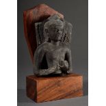 Schiefer Stelen Fragment "Buddha", wohl Bihar, 9./10.Jh., auf Holz Sockel, H. 14,5/22cm, ehem. nord