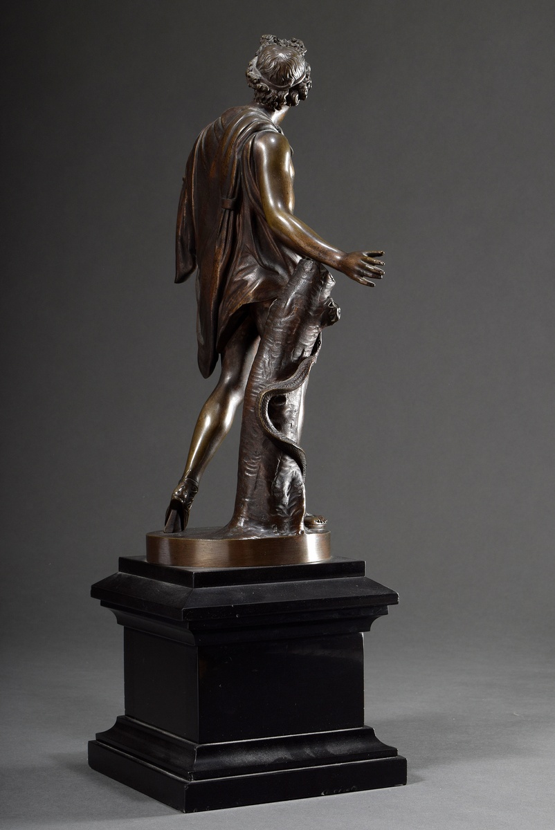 Grand Tour Souvenir "Apollo of Belvedere", 19th c., bronze on stepped black marble base, h. 37,5/53 - Image 6 of 7