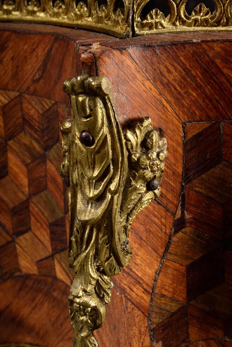 Wilhelminian jardiniere in cambered form with optical marquetry and floral bronze fittings, walnut  - Image 5 of 10