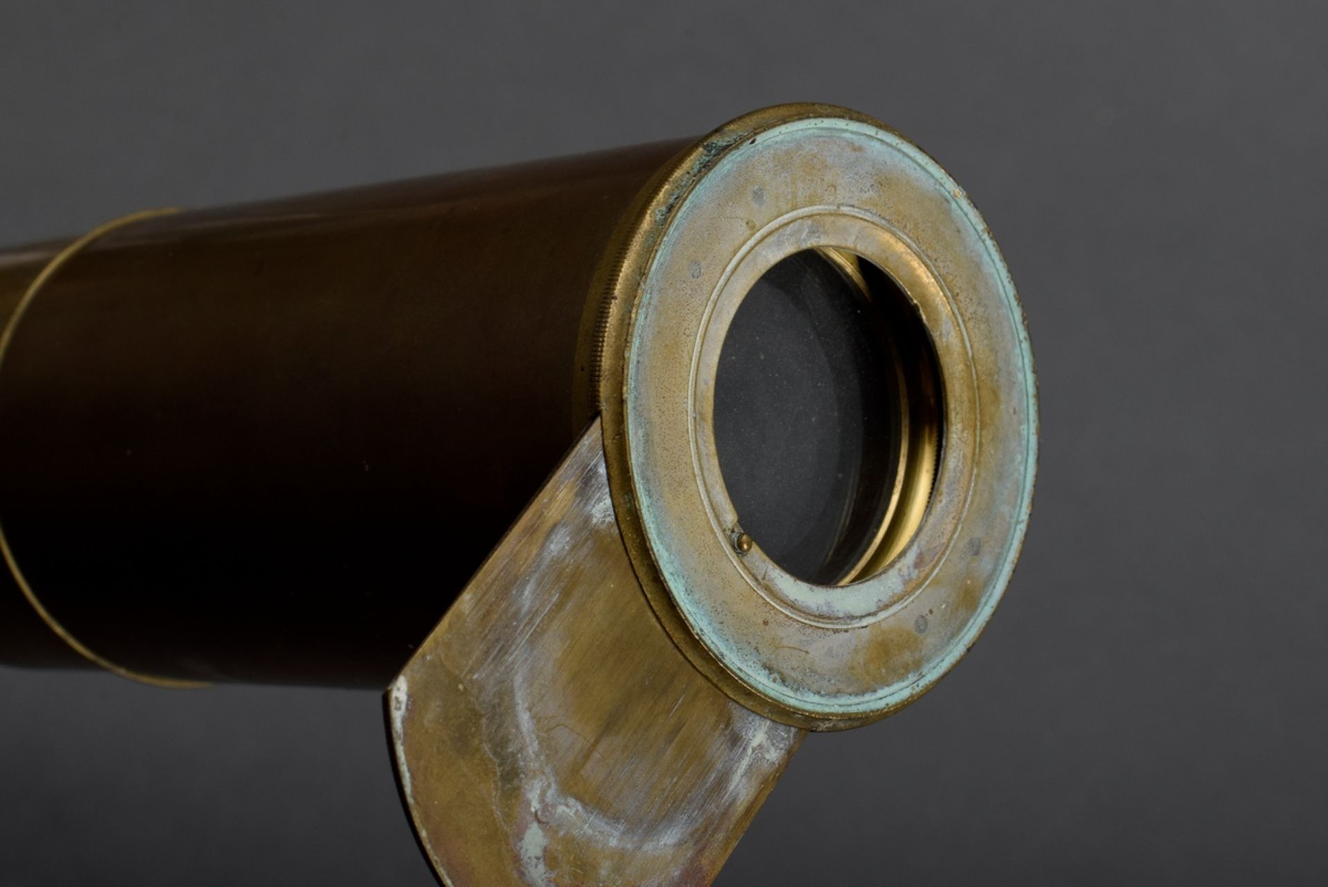 Telescope, brass, l. 55,5-88cm, signs of age and use, 1 lens defective - Image 4 of 4