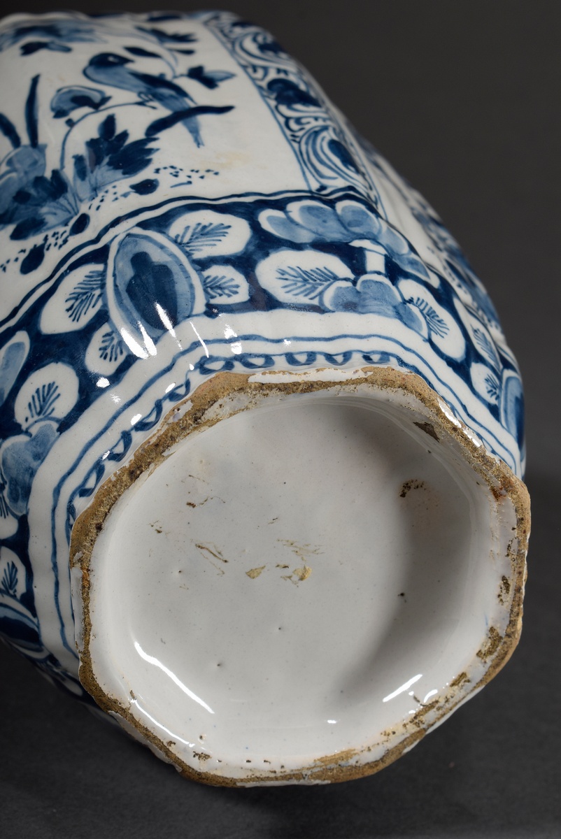 Small faience lidded vase with blue painting decor "Blossoms and Birds" in four cartouches on an oc - Image 7 of 7