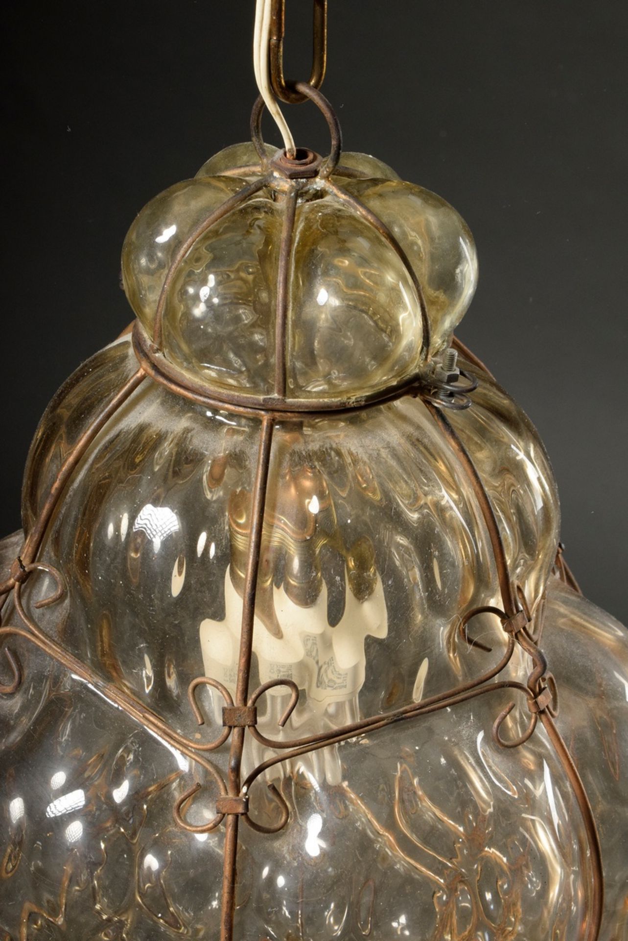 Small Murano baluster light, tong-textured blown smoked glass in wire frame cage, c. 1950/1955, h.  - Image 2 of 3