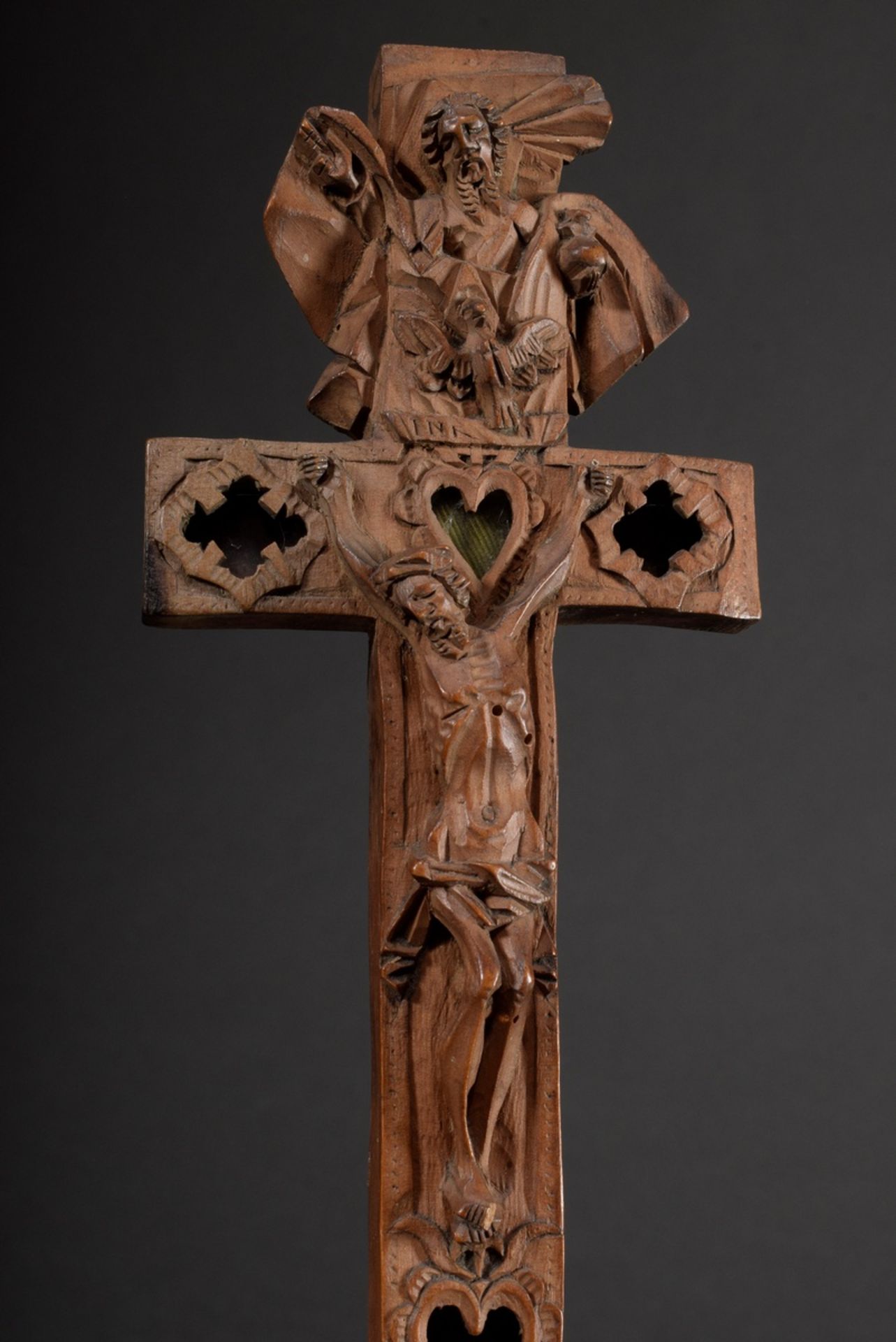 Carved reliquary cross depicting "Christ on the cross", "Mary" and "God the Father", on the reverse - Image 3 of 8