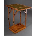 Reise-Patent-Tisch mit grünen Filzplatten und zwei Schüben, Holz, ausklappbar, num. "Patent Nr. 140