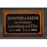 Original Werft-/ Typenschild "Schipper & Goern, Lauenburg a.d. Elbe" (blanko), Messing (Vollguss),