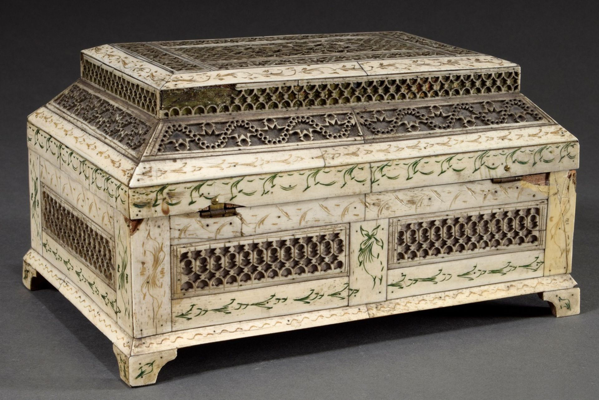 Finely sawn Arkhangelsk casket with stepped hinged lid and rectangular body on feet, engraved whale - Image 19 of 19