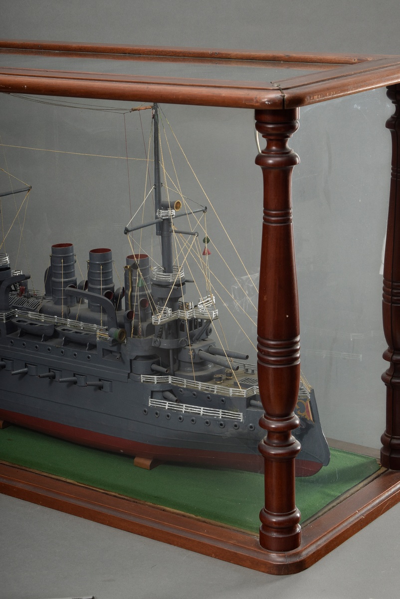 Model ship "Warship of the Imperial Navy" around 1900, paper/cardboard painted, Herst. Engineer of  - Image 4 of 7