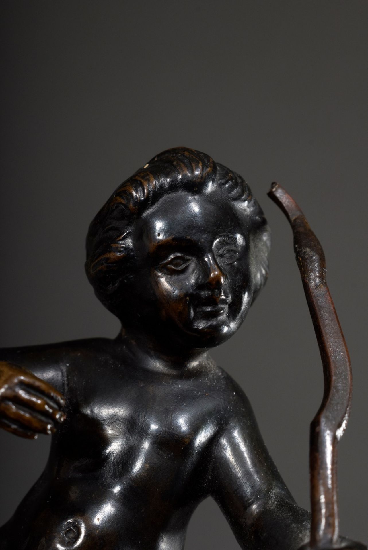 Nachtmann, Franz (1883-1942) "Cupid with bow", bronze, plinth signed, on stone base, h. 10/12cm, sl - Image 4 of 5