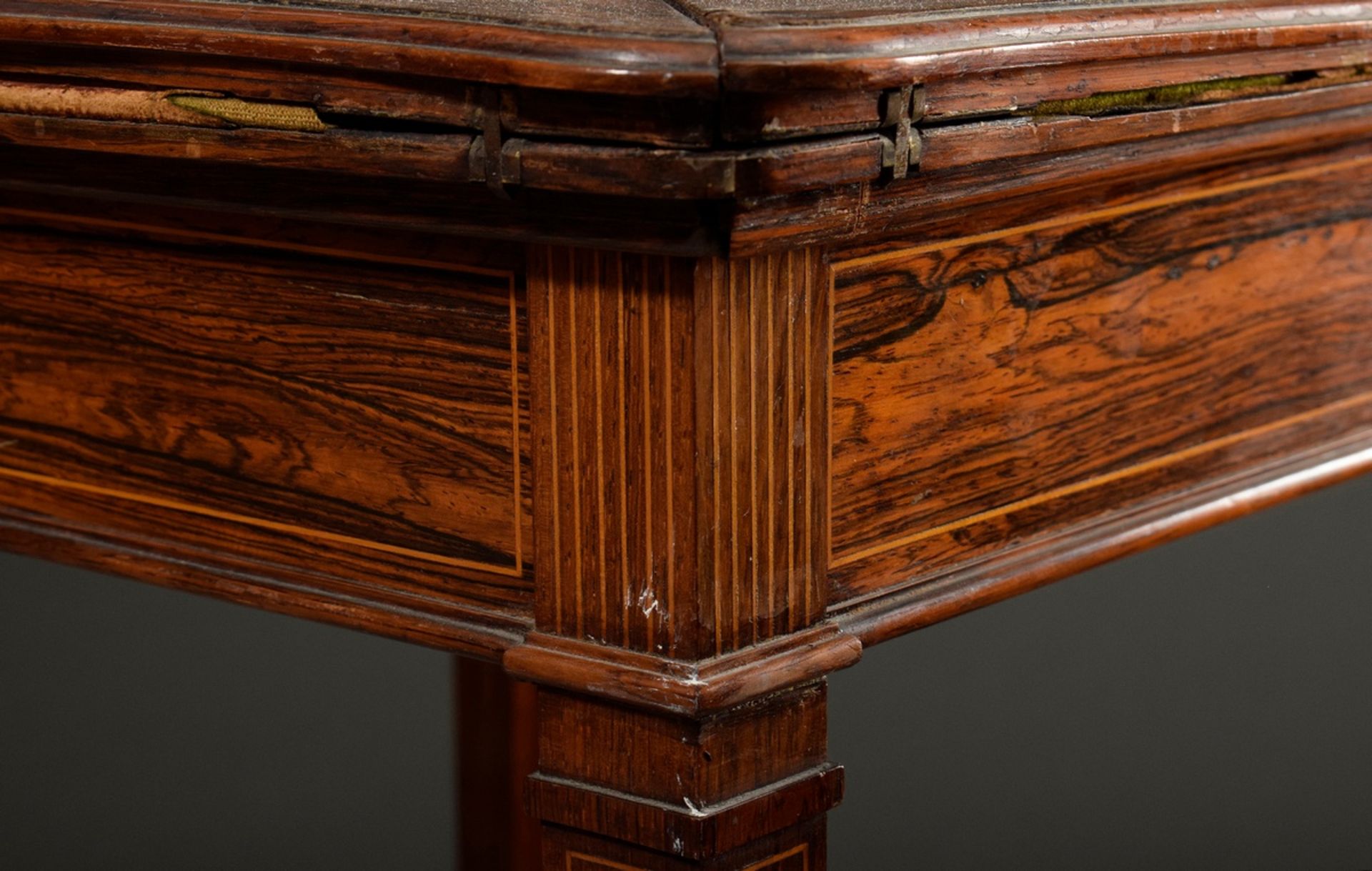 Victorian bridge table with four folding tops and felt cover, mahogany with fine ribbon inlays, Eng - Image 2 of 7