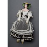 Biedermeier Puppe mit Massekopf, Lederkörper, schwarzes Original Seidenkleid mit weißen Batist gefü