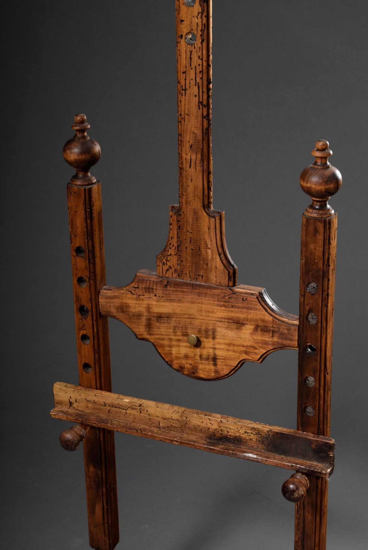 Rustic height-adjustable easel with turned balusters, softwood, 19th c., h. 180cm, old worm damage, - Image 2 of 5