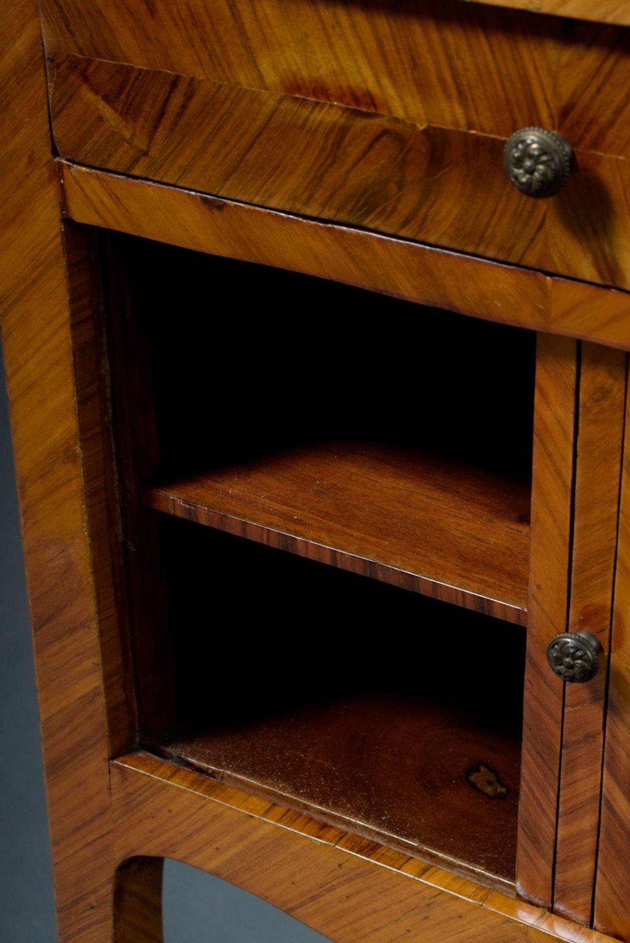 Louis XVI "Table Tricoteuse" with drawer in the frame and roll-up door, geometric rosewood marquetr - Image 5 of 7