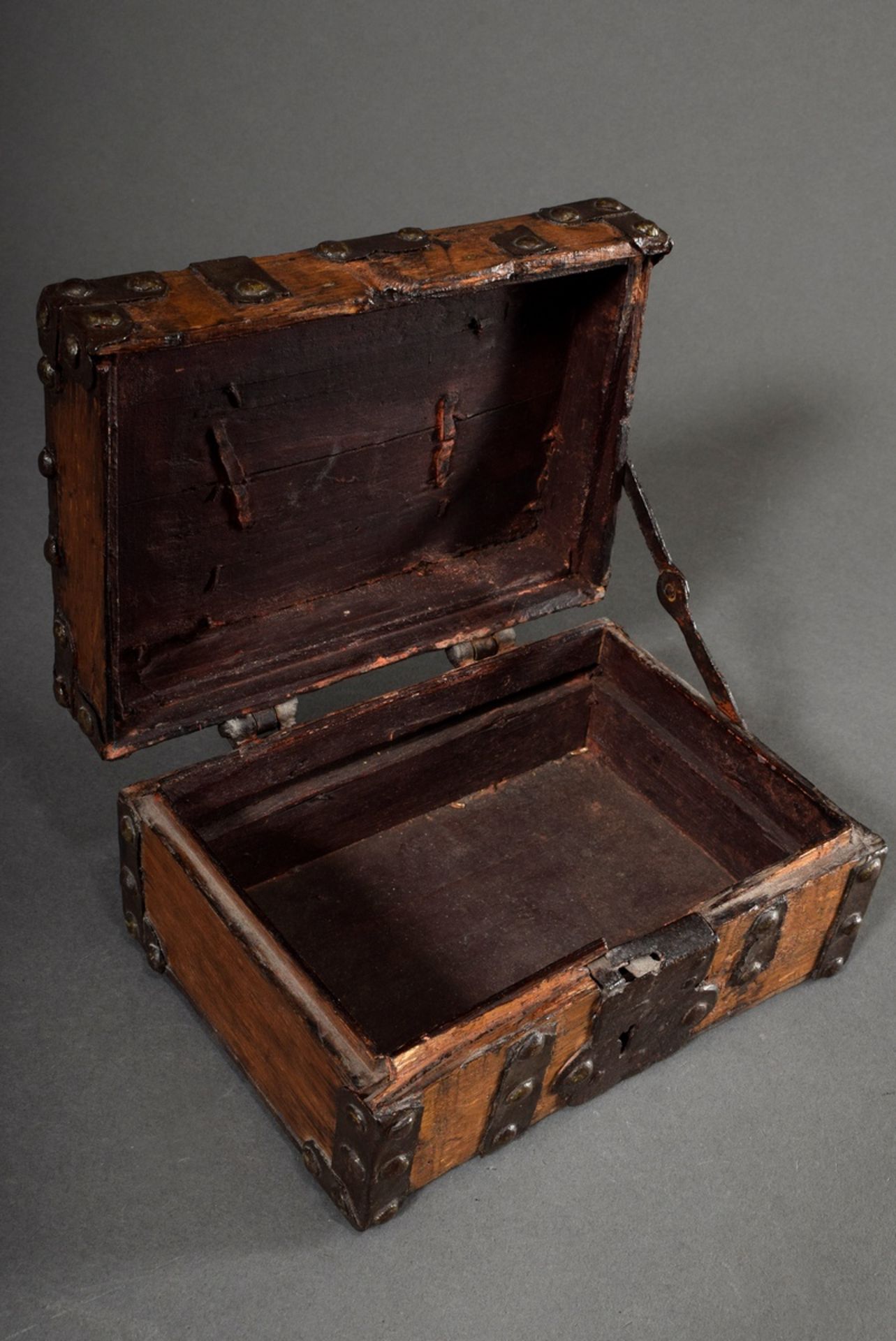 Rustic wooden box with iron band fittings and lock, probably 18th century, 10x20,5x14cm, various de - Image 3 of 7