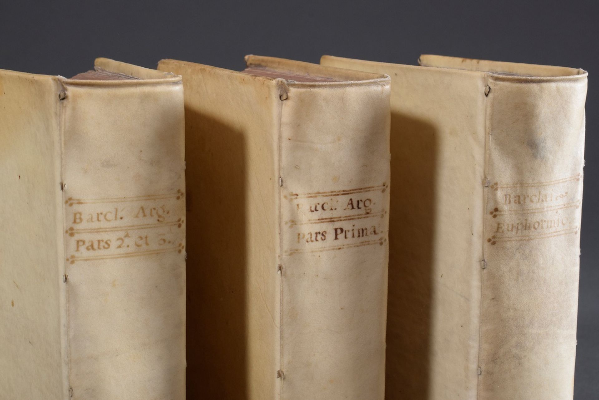 3 Bände Barclay, John (1582-1621) "Argenis" 1664, "Archombrotus et Theopompus sive Argenidis" 1669, - Bild 3 aus 8