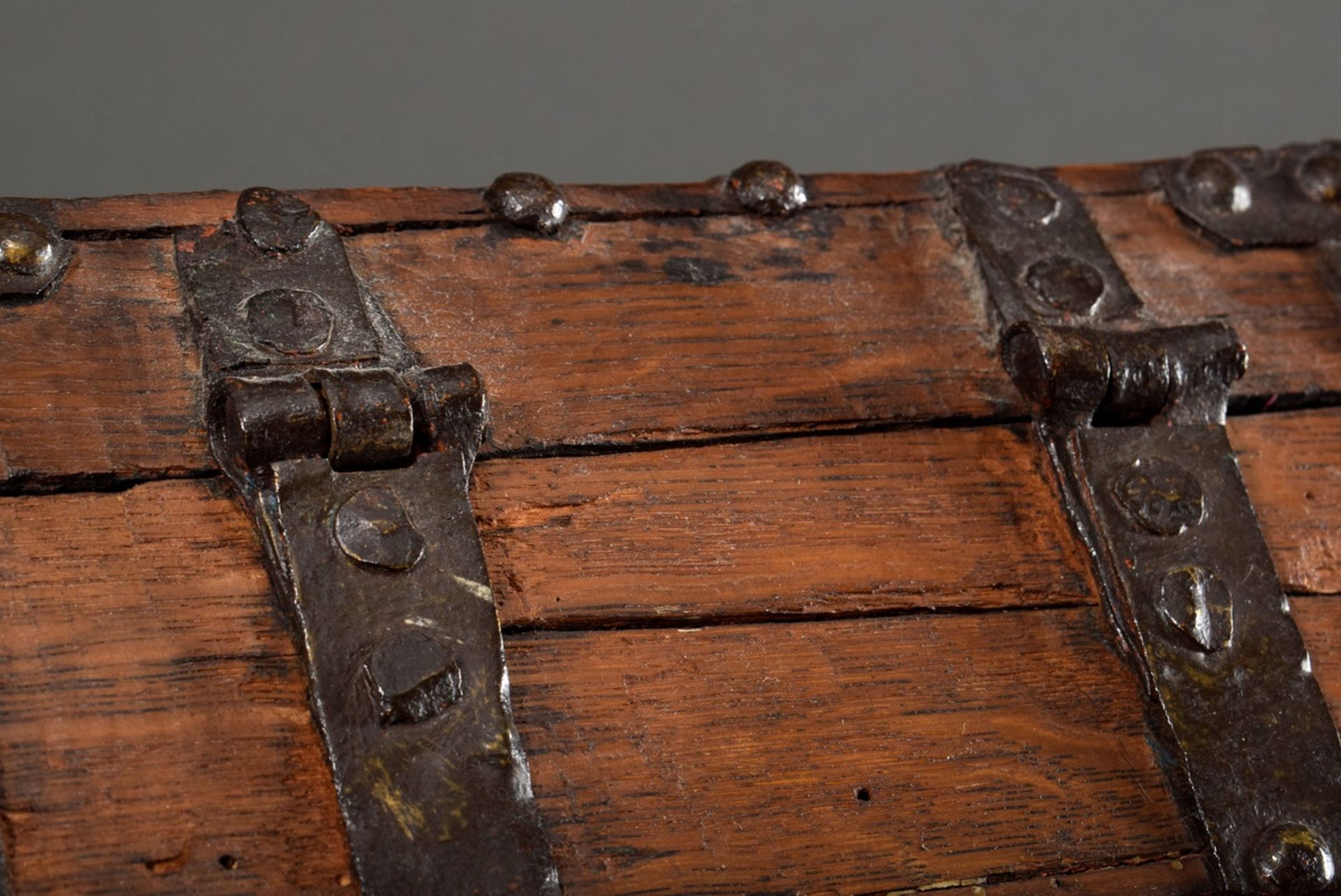 Rustic wooden box with iron band fittings and lock, probably 18th century, 10x20,5x14cm, various de - Image 6 of 7