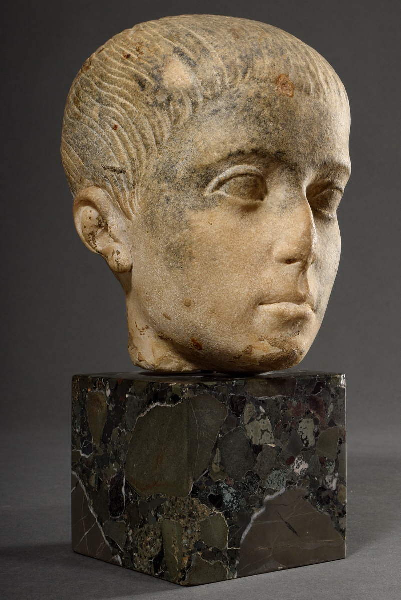 Roman "boy's head", probably a prince of the Juliae family with the characteristic fringed hairstyl