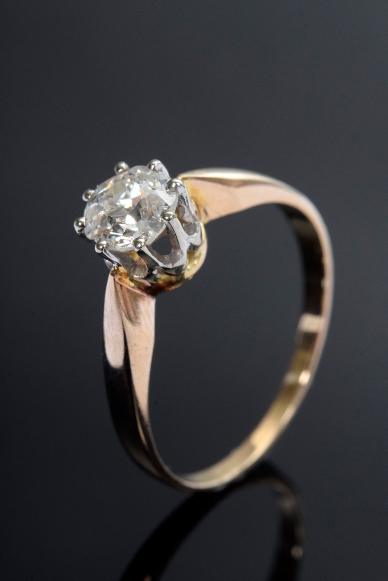 Yellow gold 585 pre-ring with old cut diamond (ca. 0.60ct/P2/TCR, strong damages), 1,9g, size 53,5