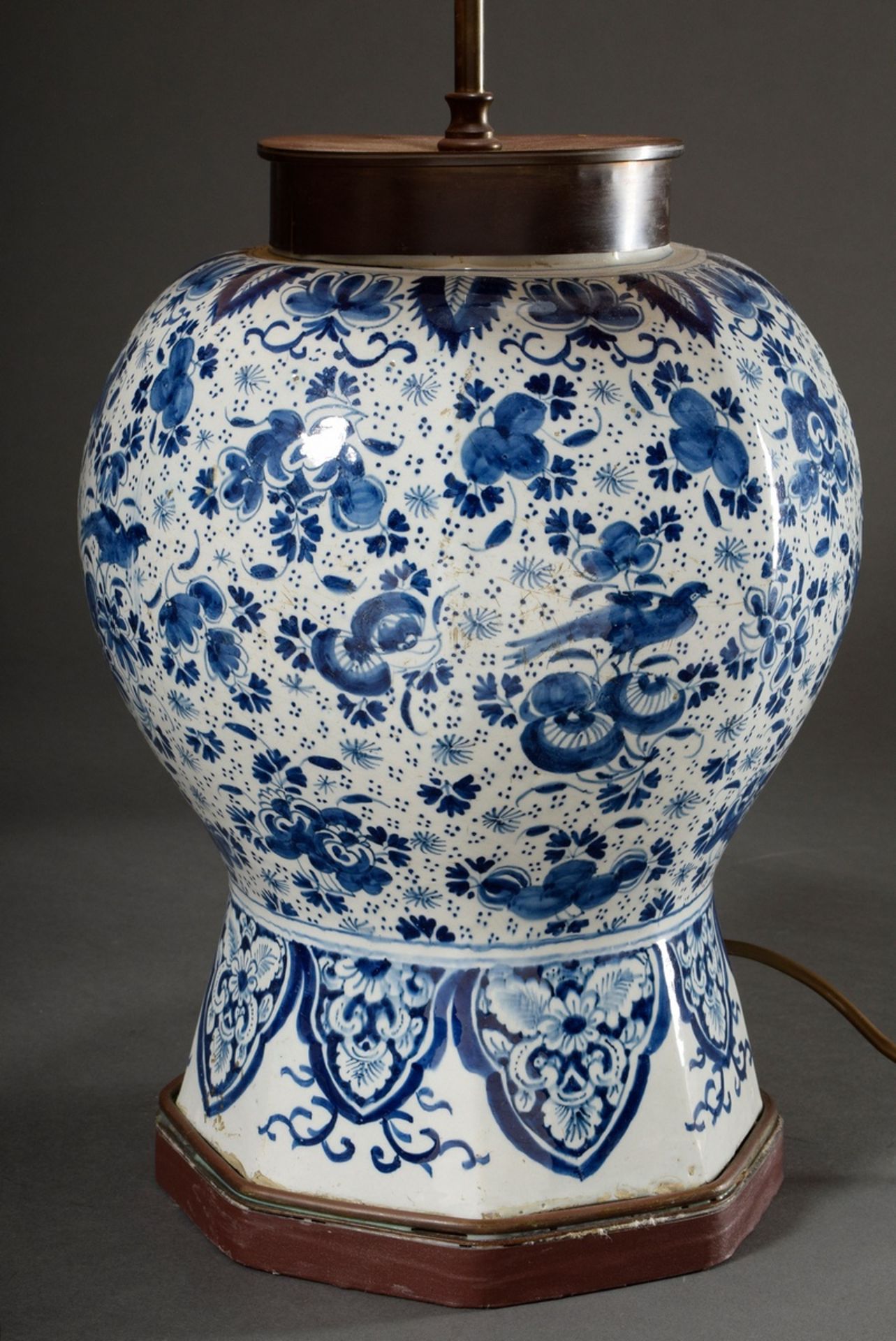 Large Delft vase on octagonal base with floral blue painting mounted as a lamp, h. 37/84cm, min. bu - Image 2 of 4