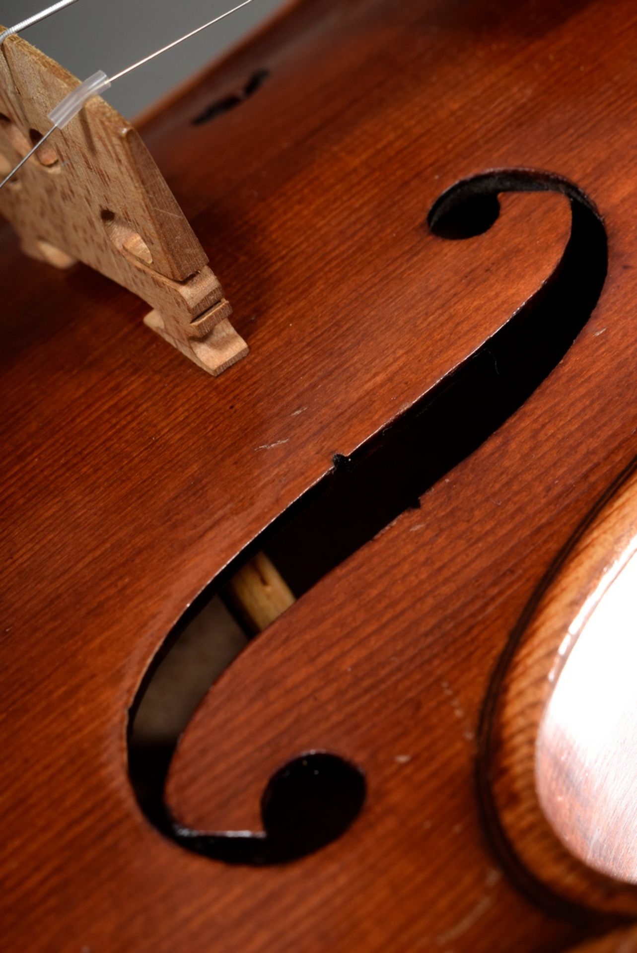 Geige, wohl Heinrich Moritz Schuster, Markneukirchen 1. Hälfte 20. Jhd., mit Koffer und (defektem)  - Bild 13 aus 19