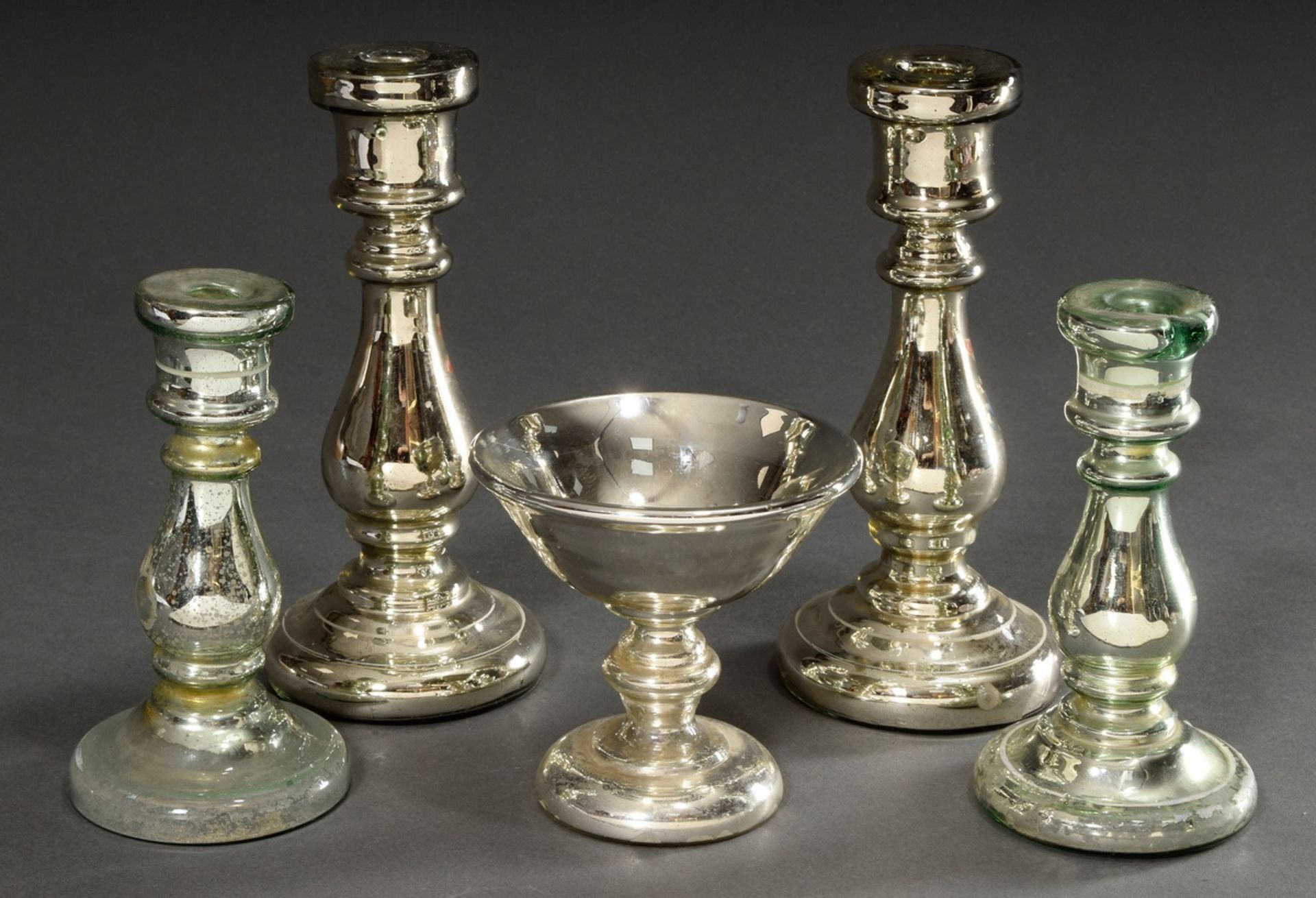 5 Various pieces of mercury silver: 1 goblet and 2 pairs of candlesticks with "flowers" decor, h. 1 - Image 2 of 4