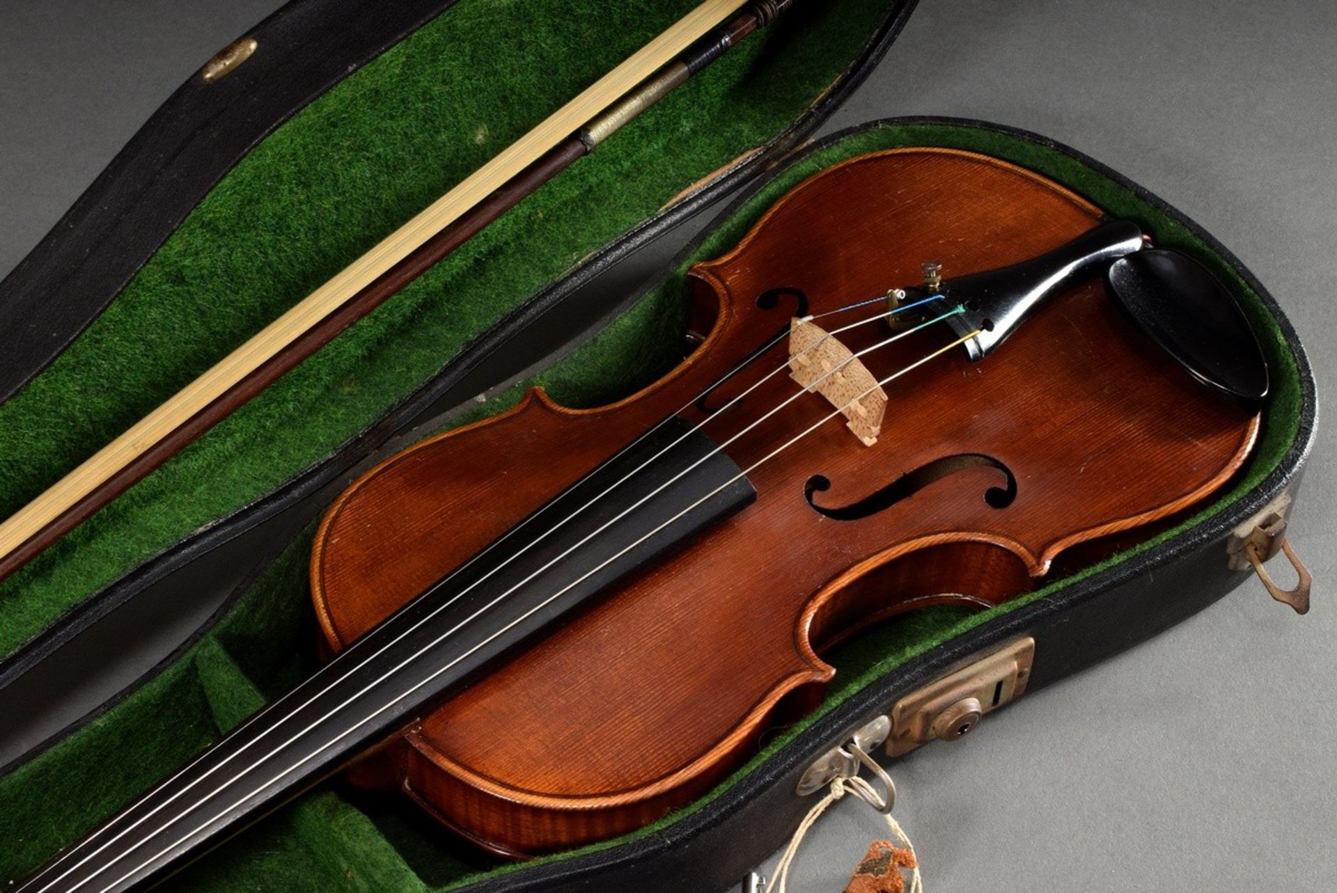 Violin, probably Heinrich Moritz Schuster, Markneukirchen 1st half of the 20th century, with case ( - Image 4 of 19