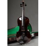 Alpenländische Geige, wohl deutsch um 1850, dunkel gebeizt, L. 60cm, Korpuslänge 35,5cm, Mensur 33c