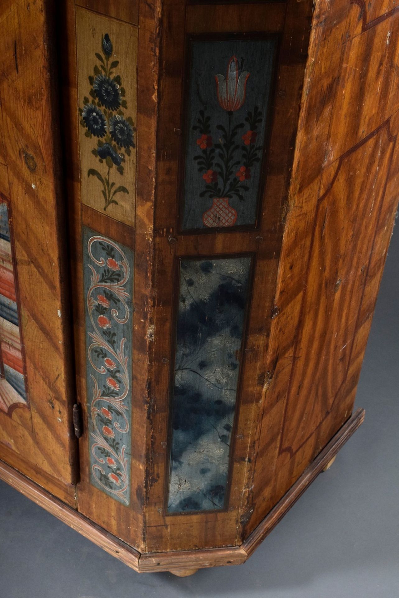 Small single-door Alpine peasant cabinet with floral painting, dated 1809, softwood, 176x91x65cm - Image 7 of 11