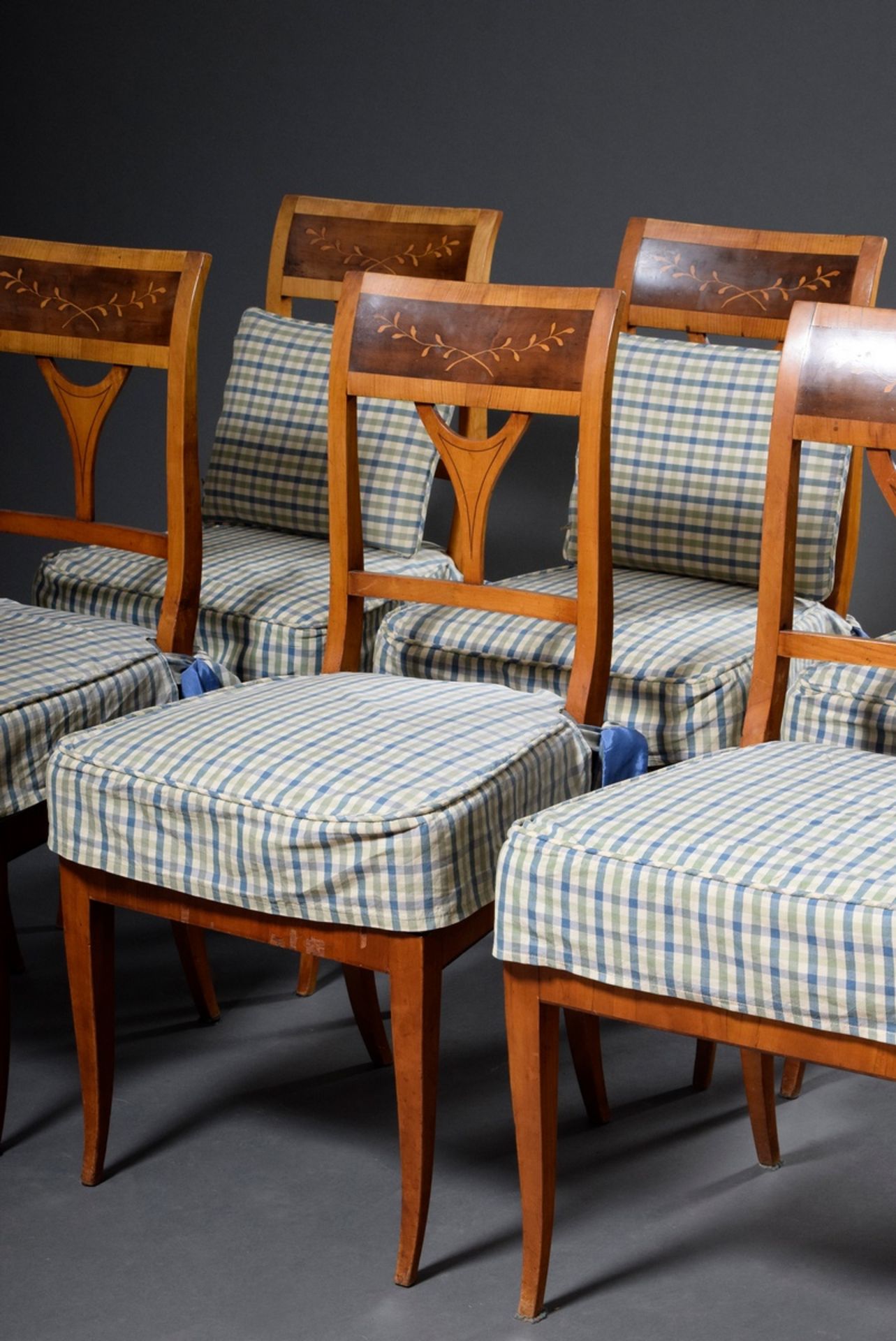 6 Biedermeier chairs on sabre legs with floral inlays in the backrest, plus: removable covers and 3