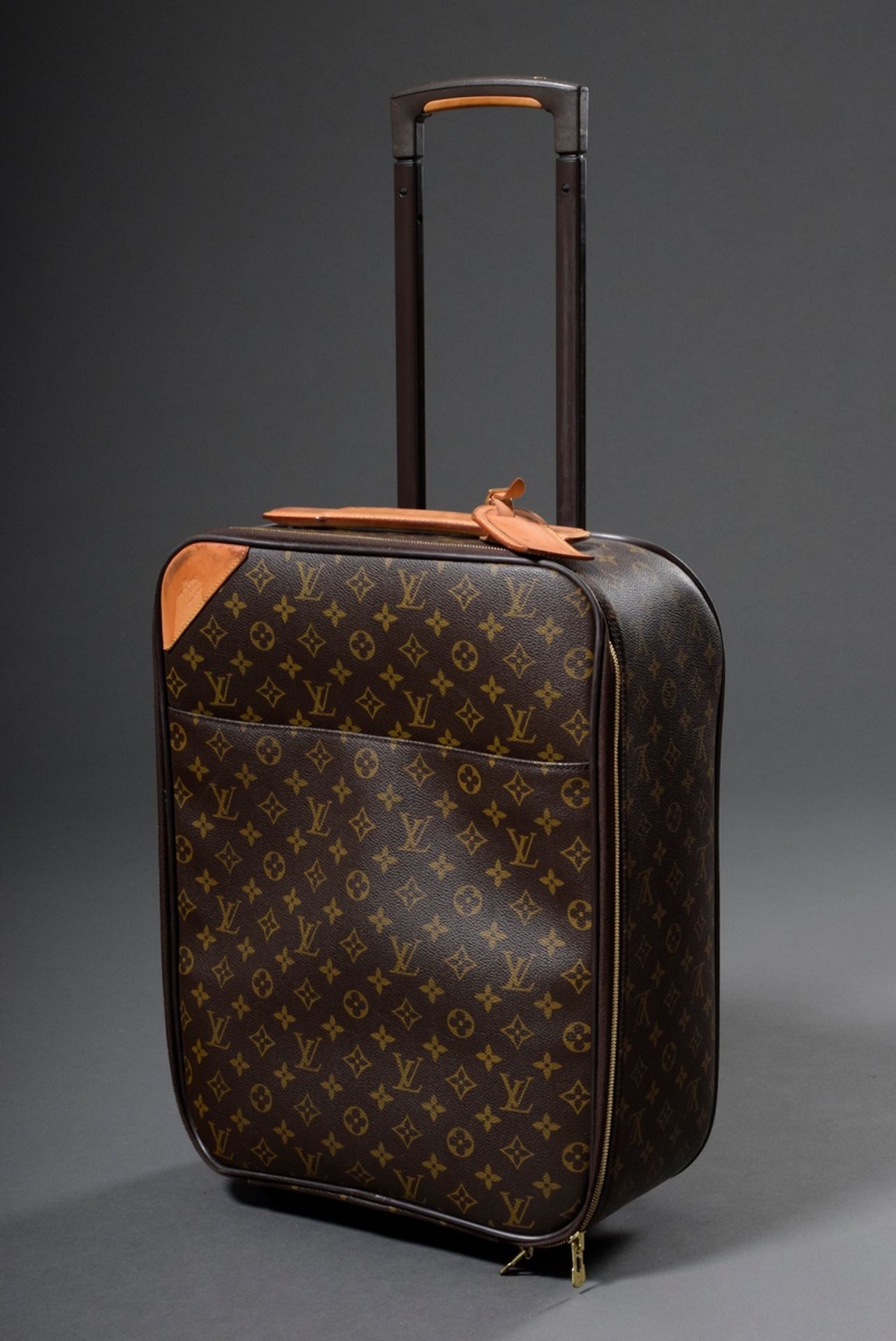 Louis Vuitton "Pégase 50" in "Monogram Canvas" with light cowhide details, gold-coloured hardware, 
