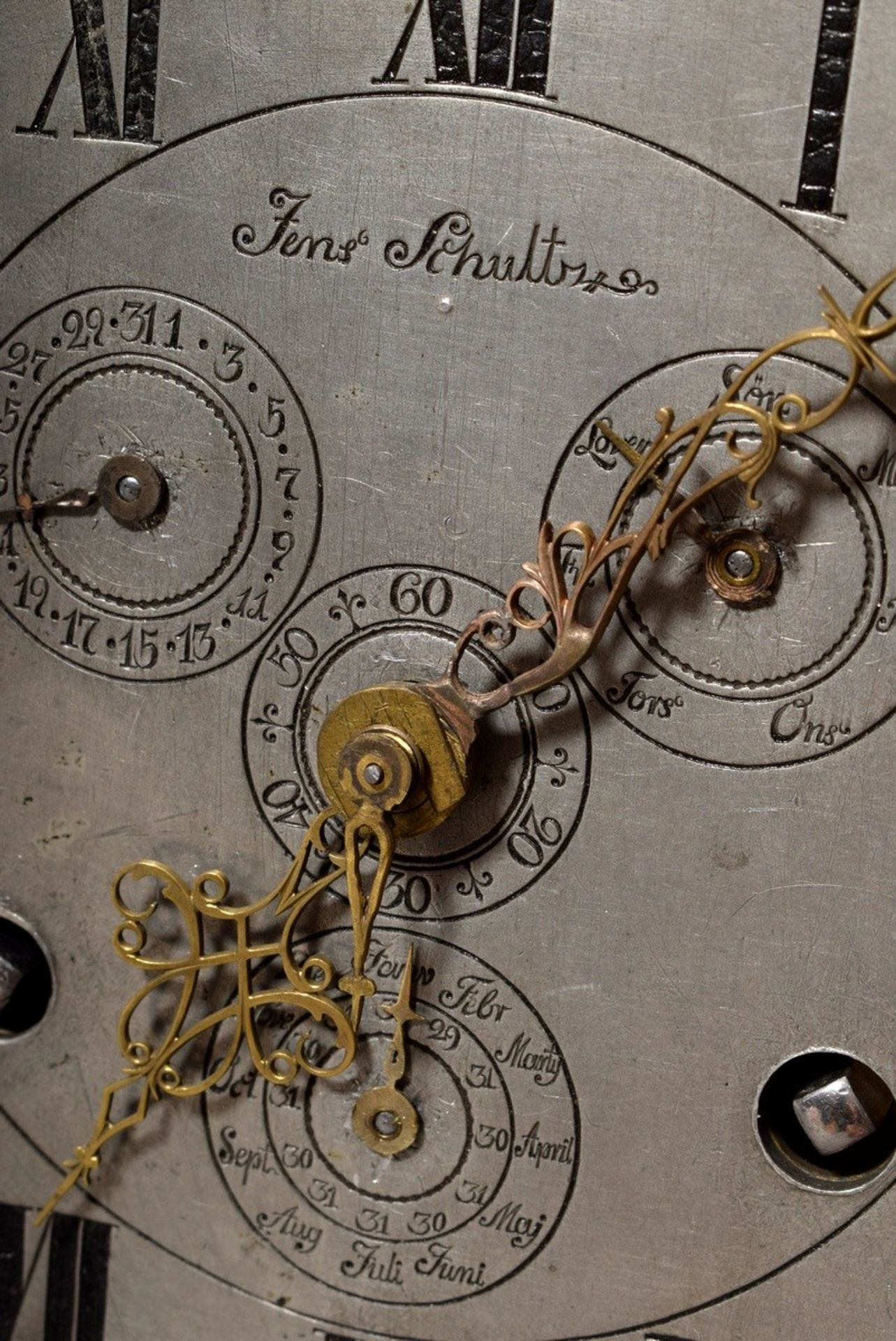 Dänische Bracket Clock/Stockuhr in verglastem Padouk Holzgehäuse mit Messing Griff und Füßen, reich - Bild 6 aus 9