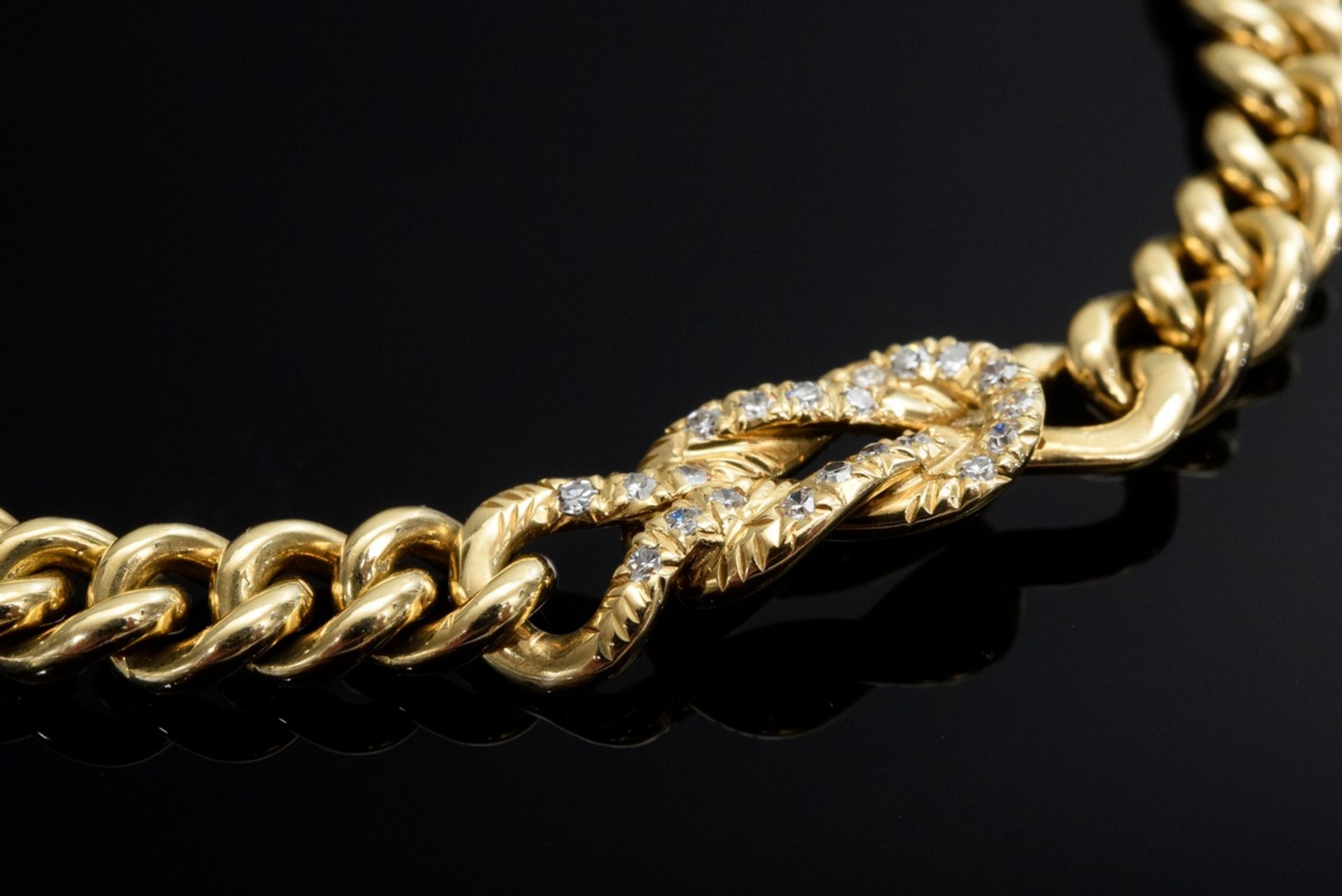 Elegant yellow gold 750 round bracelet with octagonal diamonds (together approx. 1.20ct/SI/W) set i - Image 2 of 3