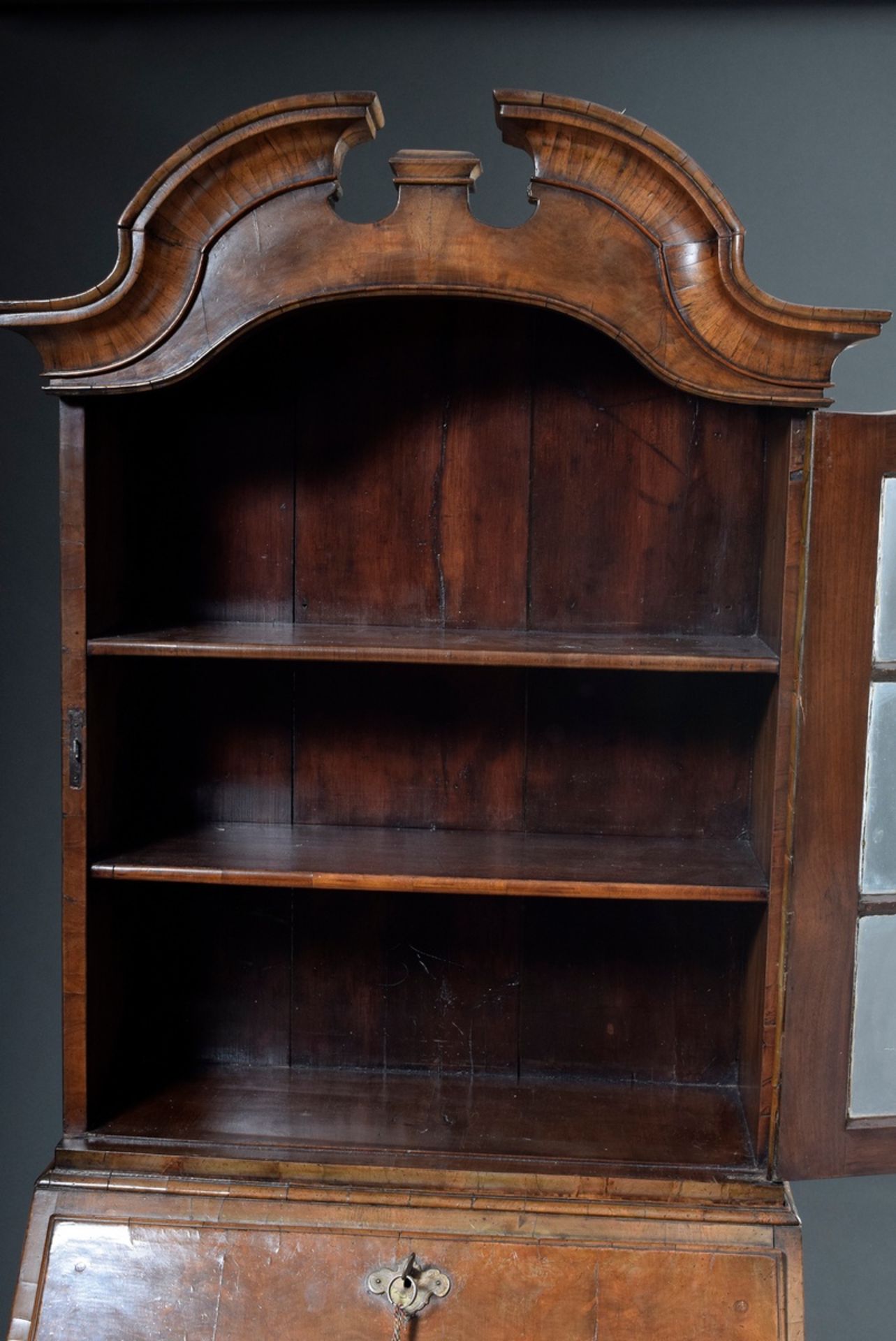 Narrow Baroque secretary à deux corps, with display case top and sprung pediment over sloping writi - Image 8 of 13