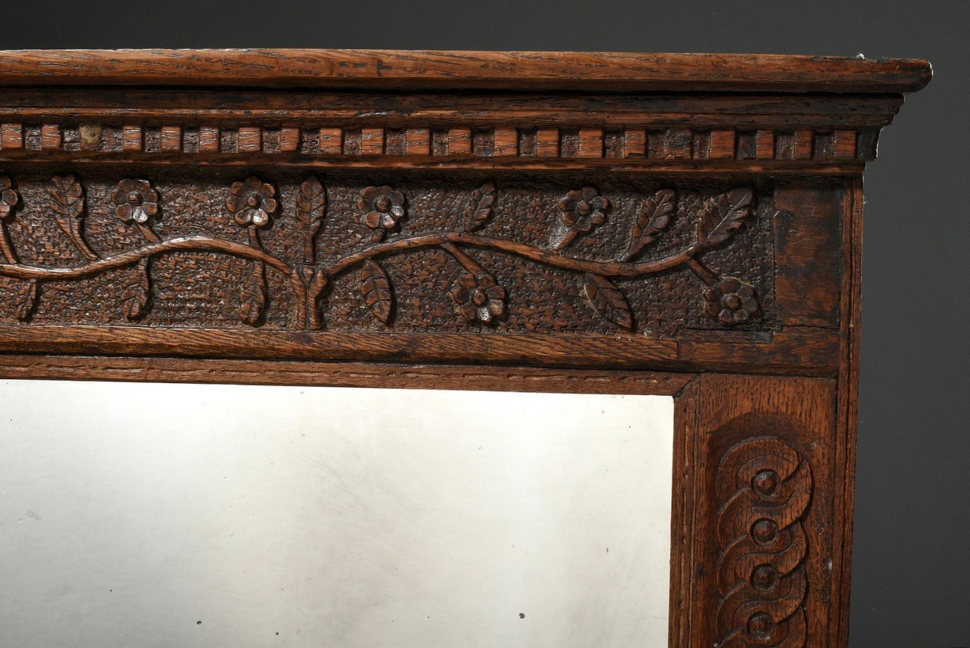 Rustic console mirror in ornamental and vegetal carved oak frame, old mirror glass, 88x53cm, small  - Image 3 of 4