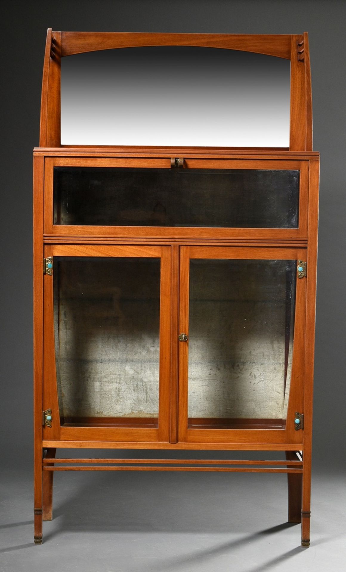 Serrurier-Bovy, Gustave (1858-1910) Art Nouveau display cabinet on slightly conical post legs with  - Image 3 of 7