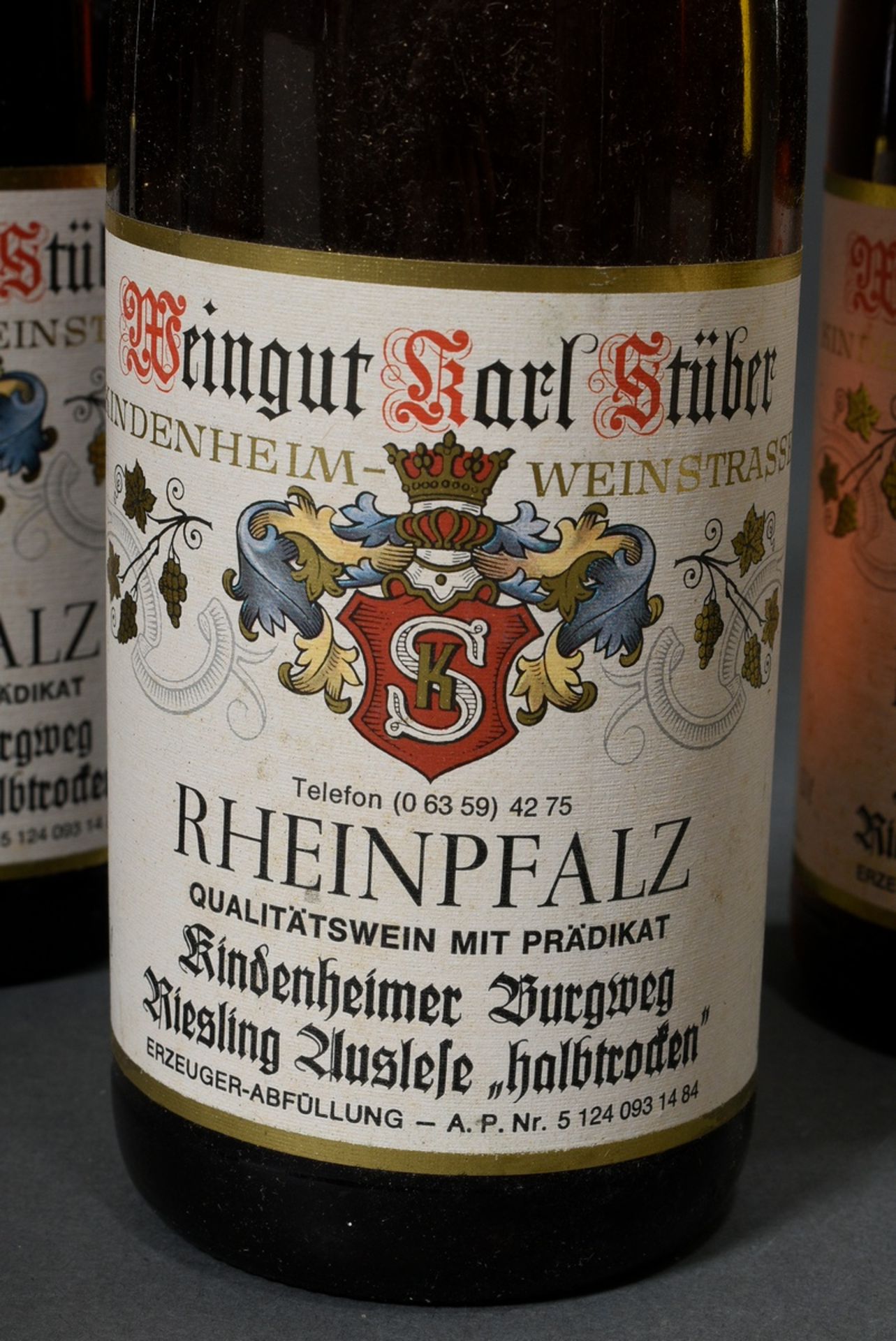 8 bottles 1983 white wine "Riesling Auslese", semi-dry, Winery Karl Stüber, Kindenheim Weinstrasse, - Image 2 of 4