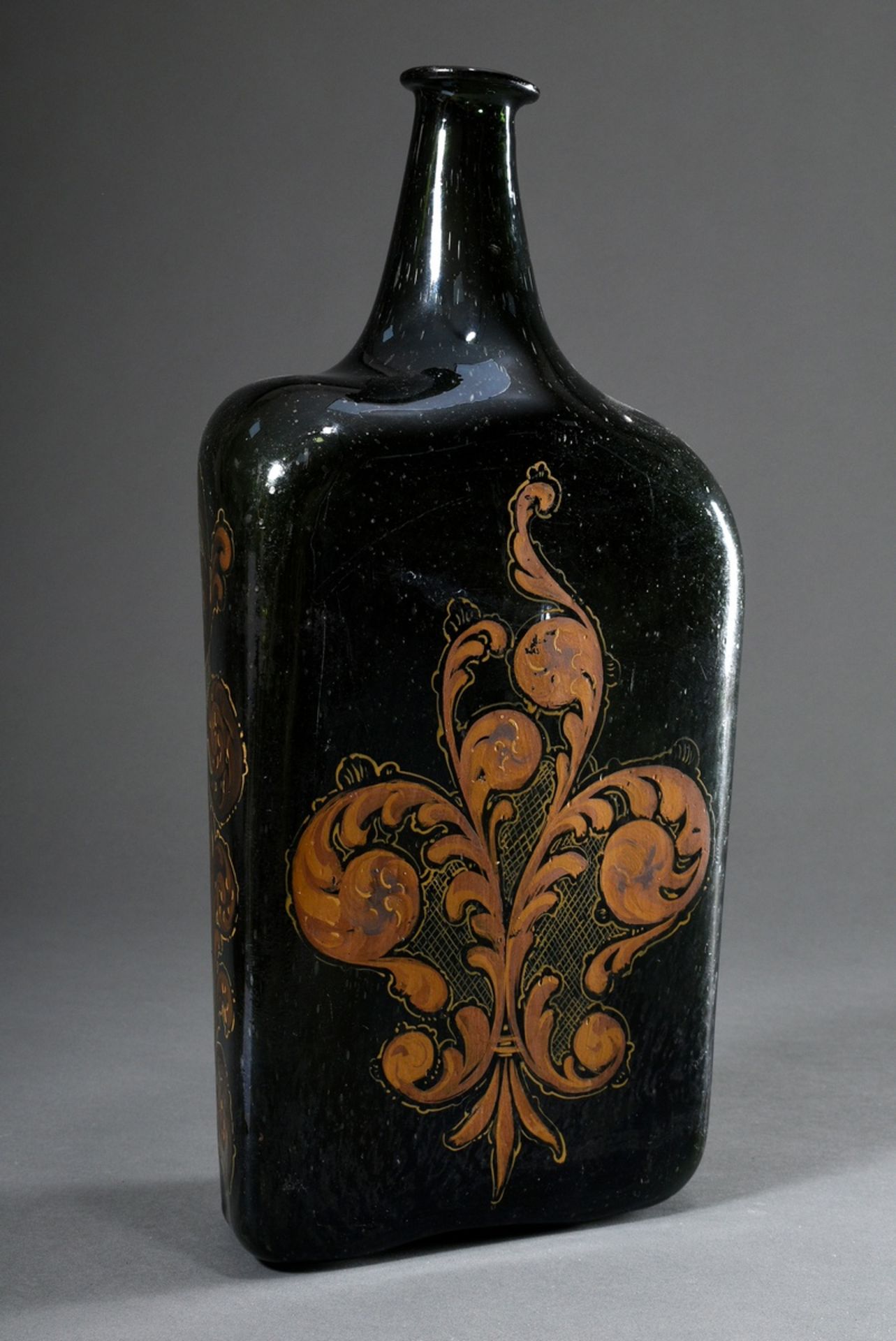 Large forest glass bottle with polychrome painting "Rural scene with cows" in ornamental cartouche  - Image 2 of 7