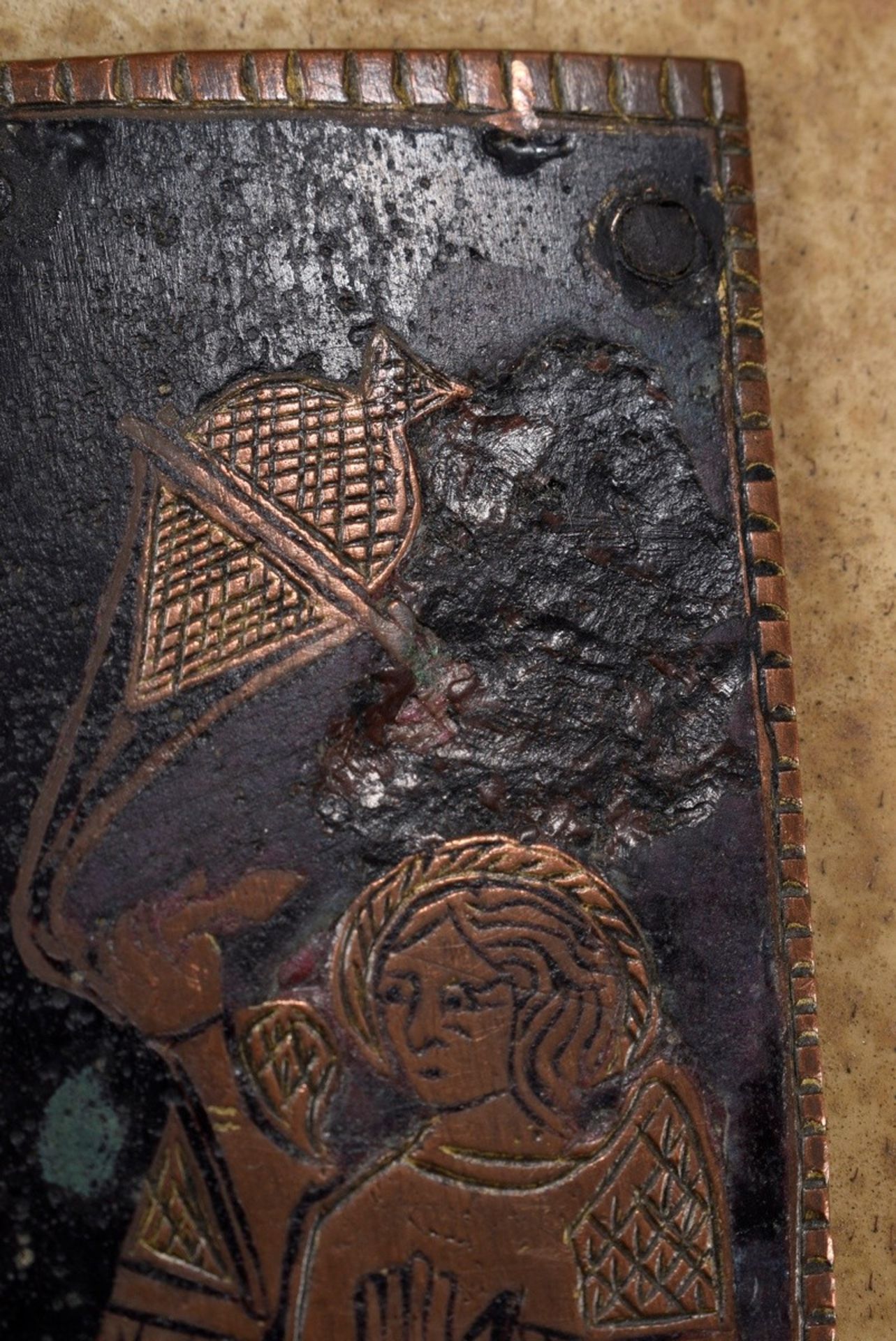 5 Teile Limoges Kruzifix Beschläge mit Champlevé Emaille und Resten von Vergoldung "Christus als We - Bild 8 aus 10