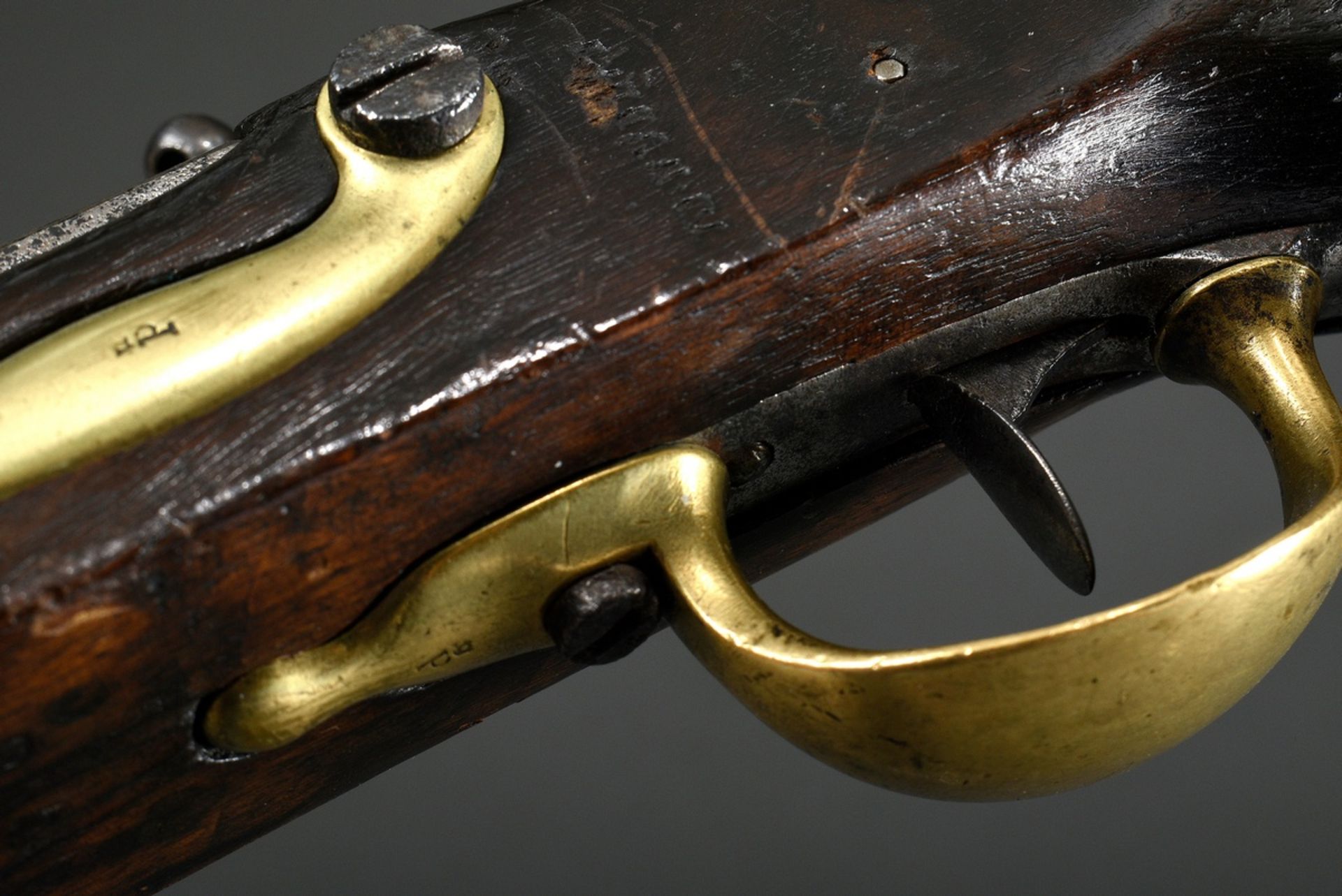 Einfache Vorderlader Steinschloss Pistole mit Metall Ladestock, 18.Jh., L. 35cm, versch. Marken im  - Bild 9 aus 12