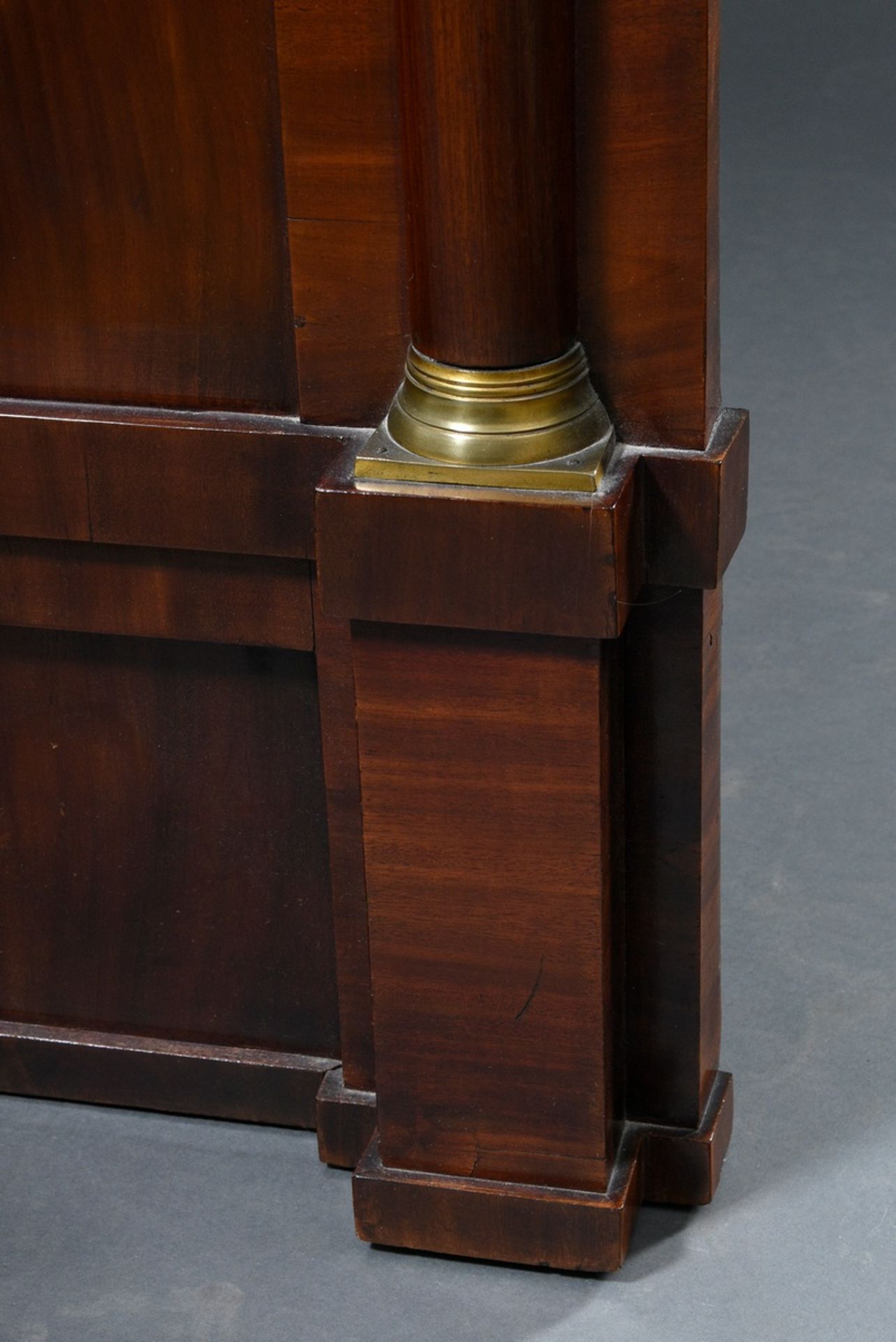 Empire mirror console with bronze "Swan" fittings, consisting of: semi-cylindrical console cabinet  - Image 5 of 16