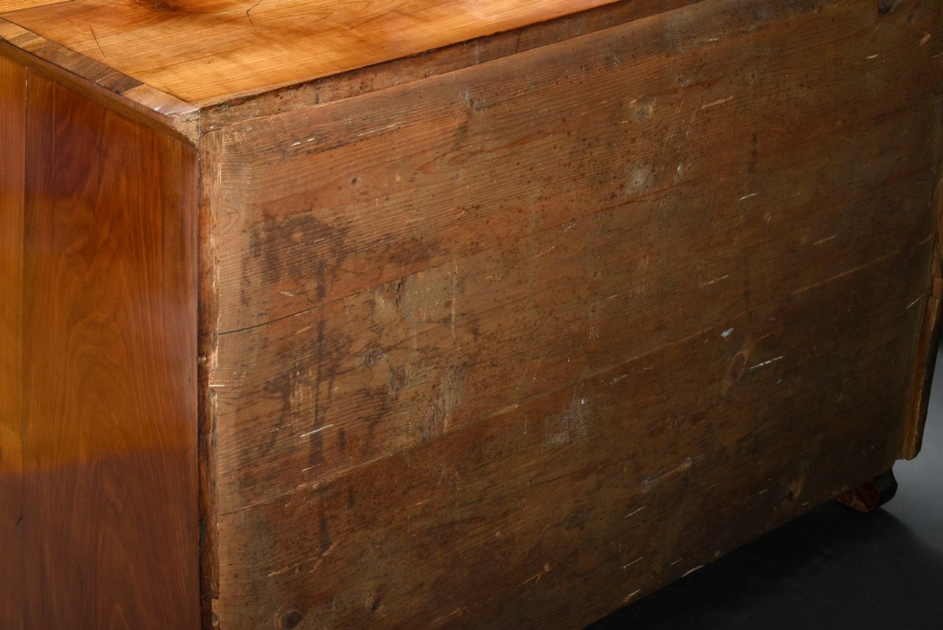 Southern German Biedermeier chest of drawers in simple façon, cherry veneered on softwood, original - Image 5 of 5