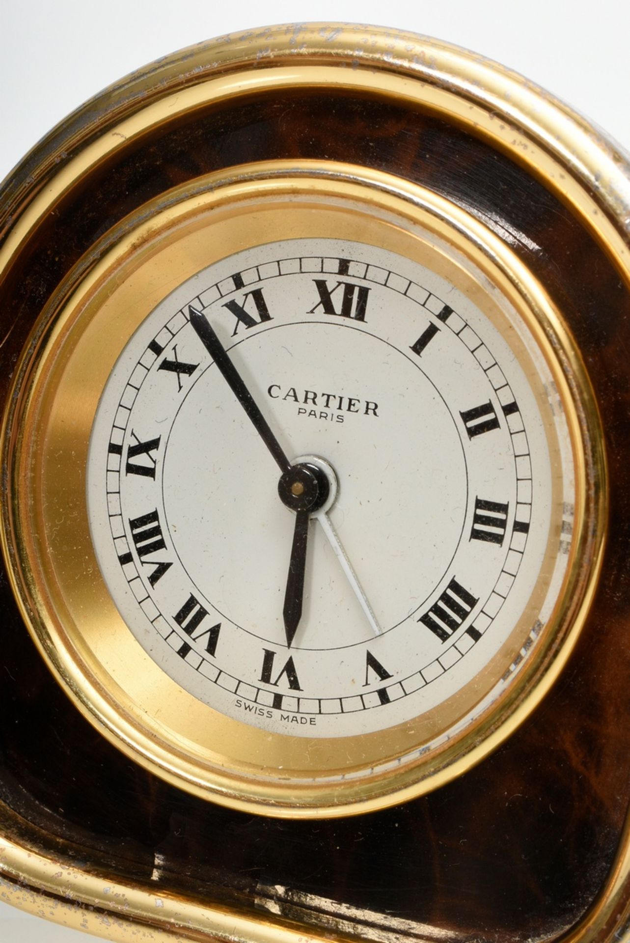 2 Various pieces Cartier: travel alarm clock with mechanical movement, brown surround, reference no - Image 3 of 5