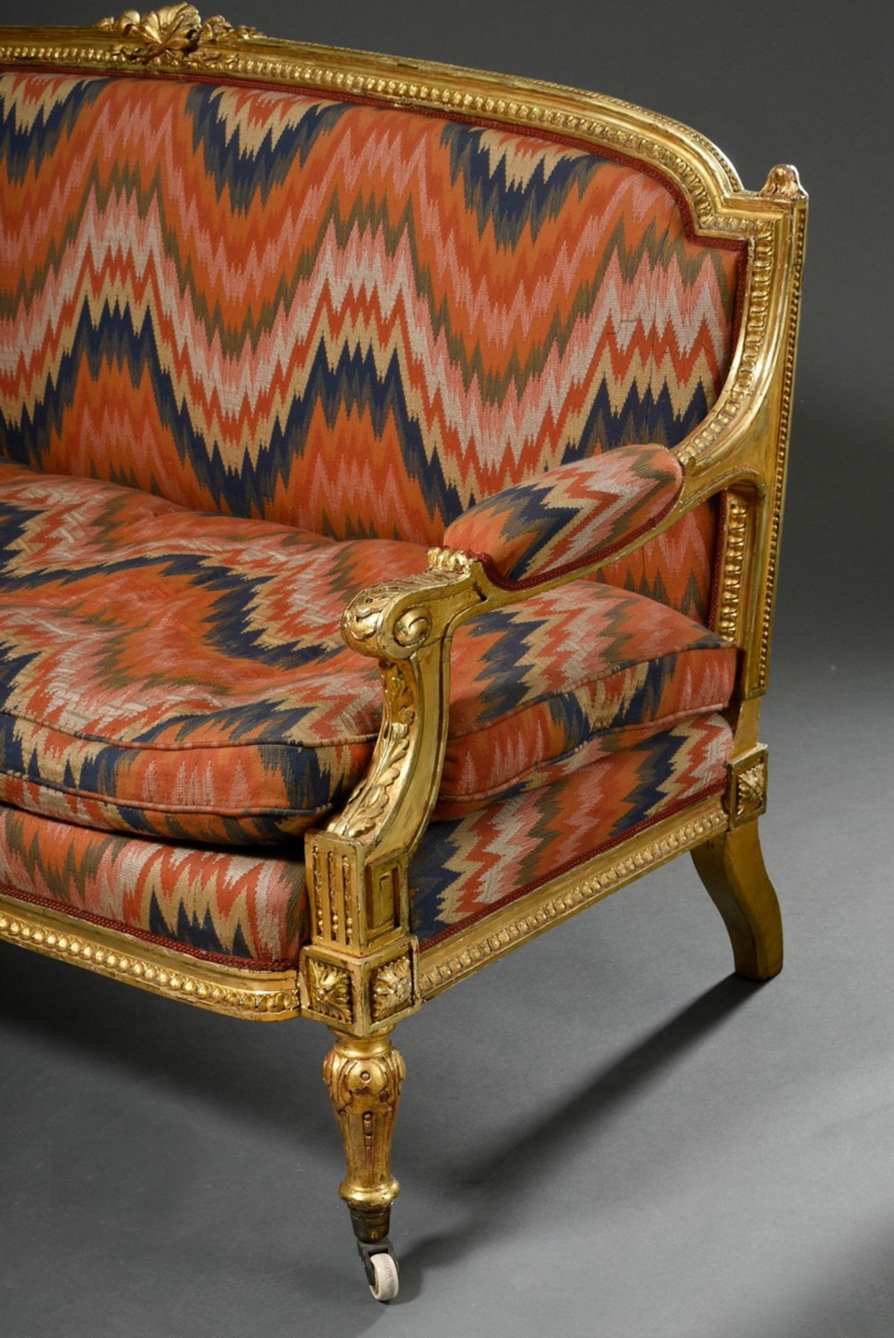 Louis XVI style sofa with leaf-gilded carved frame and opulent upholstery fabric in ikat look, arou - Image 3 of 6