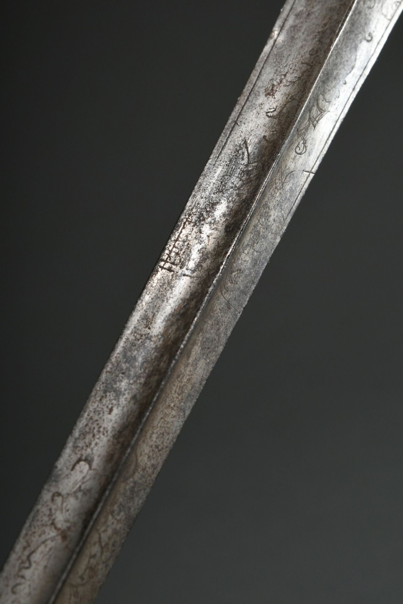 Ornamental court sword with triangular blade engraved with ornaments and iron hilt, consisting of:  - Image 4 of 7